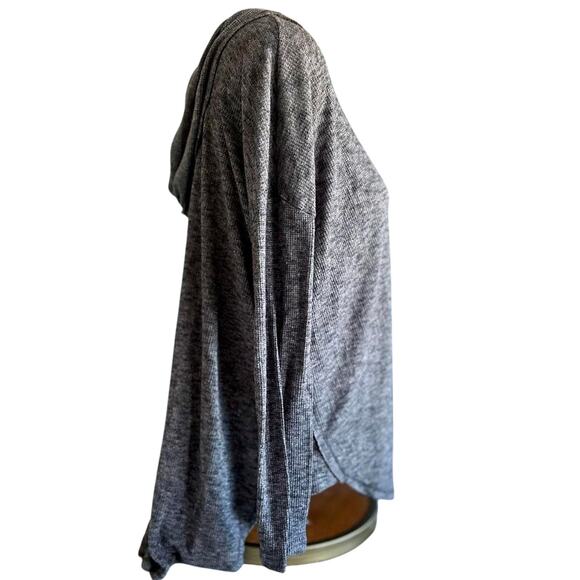 Womens Shirt Size XL Grey Hoodie Lightweight Layering Hiking Camping Traveling - Picture 3 of 7